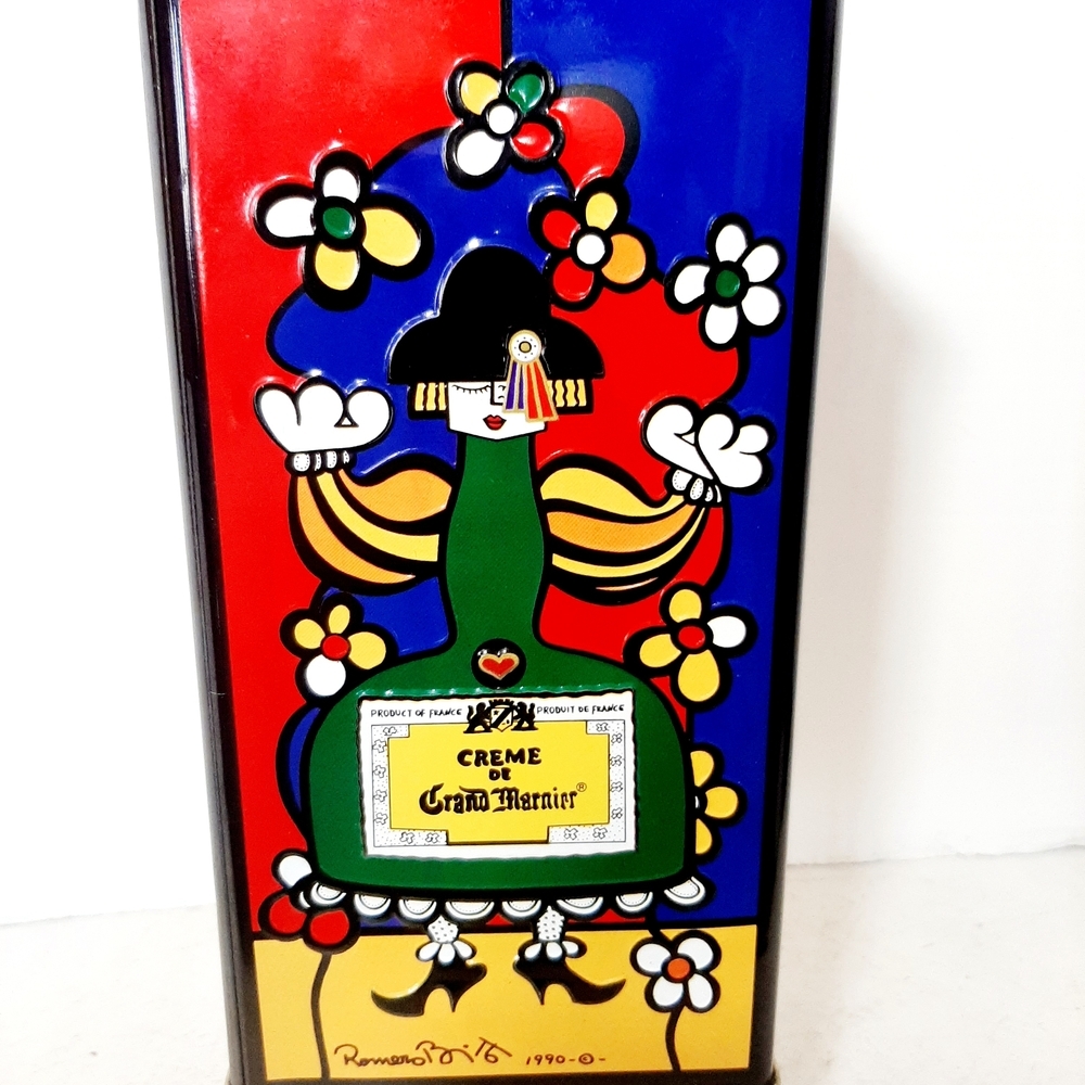 Colorful Grand Marnier Tin
